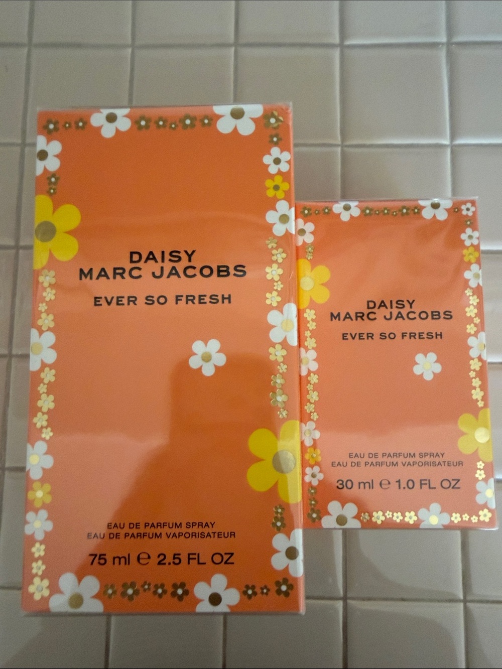 Daisy Marc Jacobs Ever So Fresh Eau de Parfum - BUY ONE GET ONE FREE